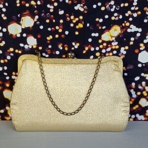 🗝️ Vintage Gold Evening Clutch
